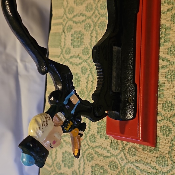 Nutcracker - Picture 4 of 4